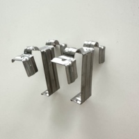 Pince de guidage d'eau durable en acier inoxydable 304 pour le drainage des eaux de surface des panneaux solaires