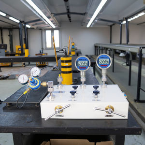 Shelok เครื่องควบคุมก๊าซเครื่องสอบเทียบเครื่องวัดความแม่นยำสูงแบบพกพาแหล่งวัดความดันสำหรับการทดสอบเครื่องลดความดันก๊าซ - Product Image 5