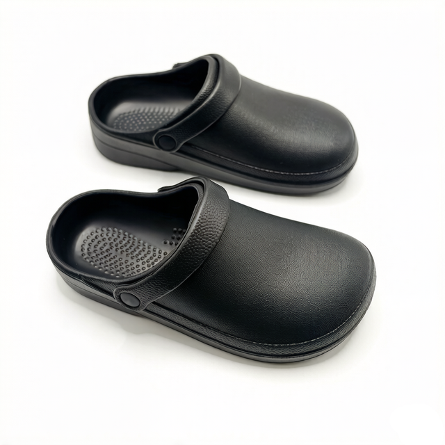 High Quality Catering Staff Lightweight Hotel Waterproof and Non Slip Oil Resistant Eva Kitchen Kitchen Chef Clog Work Shoes