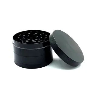 गर्म बेच कारखाना धूम्रपान कस्टम लोगो चक्की 63mm जस्ता मिश्र धातु 4 परतों काली रंग स्टॉक तंबाकू जड़ी बूटी की चक्की