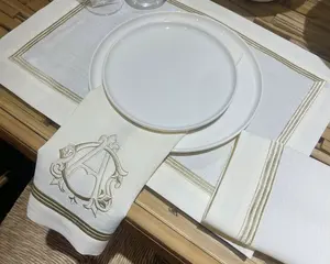 Elegante servilletas de lino Beige con bordado de monograma plateado Diseño único apto para <span class=keywords><strong>cenas</strong></span> VIP Ocasiones especiales Agregar estilo - Product Image 6