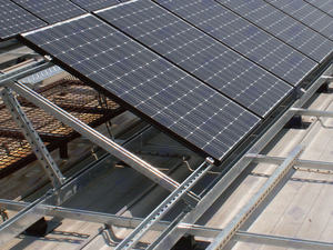 Máquina formadora de rollos de azulejos de acero con soportes solares fotovoltaicos - Product Image 6