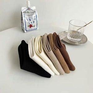 Women Slouch <b>Socks</b> Mid-Calf Solid Color Polyester Warm Non-Slip Quick-Drying Casual <b>Socks</b> For Autumn Winter - Product Image 2