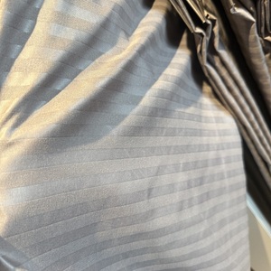 Tela de Microfibra de Poliéster <span class=keywords><strong>100</strong></span>, Rollo de Tela para Sábanas, Color Sólido Cepillado, Estampado en Relieve, para Hotel, Precio de Fábrica Económico en China 2025 - Product Image 5