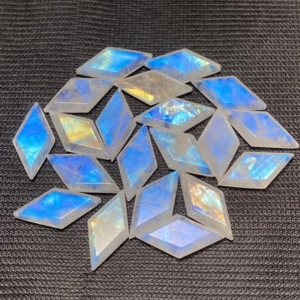 Piedra Lunar 100% Natural, Grado AAA, Cabujón, Corte Escalonado de Fantasía, Pulido a Mano, con Cambio de Color, para Joyería - Product Image 2