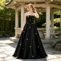 Robe de gala, robe de soirée à paillettes, robe de soirée sans manches en satin noir longue jusqu'au sol avec des perles florales