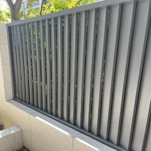 Panneaux <span class=keywords><strong>de</strong></span> clôture <span class=keywords><strong>de</strong></span> piscine en aluminium noir certifiés sécurité, installation facile, système <span class=keywords><strong>de</strong></span> clôture <span class=keywords><strong>de</strong></span> protection avec revêtement en poudre - Product Image 3
