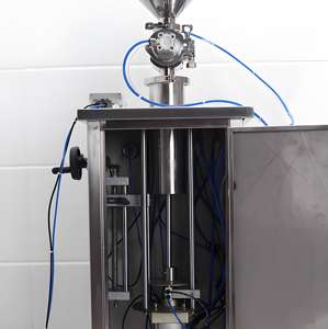 Belle <span class=keywords><strong>machine</strong></span> de remplissage de liquide <span class=keywords><strong>vaisselle</strong></span> <span class=keywords><strong>Machine</strong></span> de remplissage de liquide bouteille en verre plastique bon marché Petite <span class=keywords><strong>machine</strong></span> de remplissage de liquide pour bouillon - Product Image 4