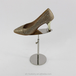 Espositore per Scarpe in Acciaio Inox Regolabile in Altezza con Piattaforma Ovale per Tacchi Alti o Scarpe da <span class=keywords><strong>Donna</strong></span> per <span class=keywords><strong>Negozi</strong></span> - Product Image 4