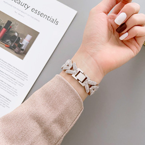 สร้อยข้อมือโลหะเพชรส่องแสงพร้อมฝาครอบป้องกันสําหรับ <span class=keywords><strong>Apple</strong></span> <span class=keywords><strong>Watch</strong></span> 9 8 <span class=keywords><strong>7</strong></span> 6 5 4 SE ผู้หญิงสายรัดผู้ชาย - Product Image 6