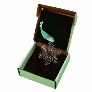 Nuevo Diseño Creativo de Copo de Nieve de Cristal Transparente para Decoración Navideña - Product Image 1