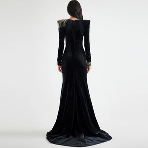 <span class=keywords><strong>Robe</strong></span> de soirée de luxe en velours <span class=keywords><strong>noir</strong></span>, <span class=keywords><strong>longue</strong></span>, <span class=keywords><strong>moulante</strong></span>, maxi, pour femme, élégante, à manches longues, avec perles et pompons, <span class=keywords><strong>robe</strong></span> de cérémonie - Product Image 2