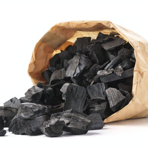 Carbone di legna misto di Quercia e Cornico, naturalmente nero, altamente carbonizzato, 8.500 Kcal/kg, per BBQ e uso ristorazione - Product Image 2