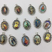 Ovale Mix Saint Charms St Virgin Mary Charms Religion Médaille En Métal Pendentif pour Chapelet Bracelet Making