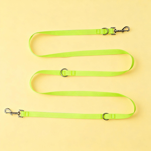 สายจูงสุนัขพีวีซีกันน้ำสองหัวทันสมัยหรูหราสไตล์แข็งทนทานอุปกรณ์เสริมสำหรับสัตว์เลี้ยง - Product Image 1