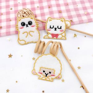 แผ่นแปะติดเองลายการ์ตูนน่ารัก ขนฟู รูปสุนัข หมี แมว กระต่าย สำหรับตกแต่ง - Product Image 3