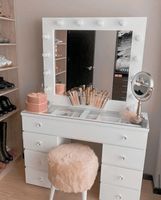 Mobilier de chambre à coucher moderne à bon prix, meuble de rangement avec lumière LED, couleur optionnelle, coiffeuse pour maquillage et coiffeuse avec LED