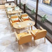 Tables et chaises de salle à manger modernes en bois massif et cuir PU pour restaurants, cafés et hôtels