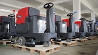 Nettoyeur de sols autoporté RD560N pour usines ou entrepôts, nettoyage de grandes surfaces, élimination de la poussière, machine de nettoyage de sols dédiée