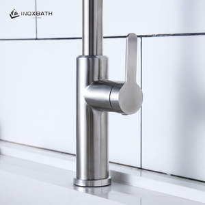 Robinet de cuisine de luxe moderne flexible à douchette extractible en céramique, monotrou, en acier inoxydable 304 doré - Product Image 6