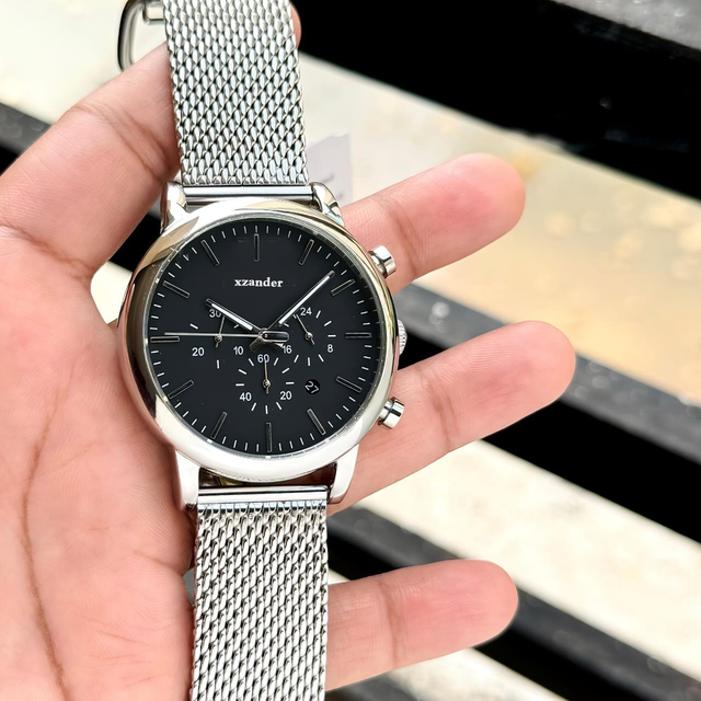 Hot Selling Men's Quartz Chronograph Watch Thin Mesh 22mm Stainless Steel Black Dial Fashion Sport Style Water Resistant 50m