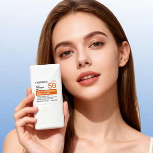 <span class=keywords><strong>Crema</strong></span> <span class=keywords><strong>Solare</strong></span> <span class=keywords><strong>Viso</strong></span> Premium SPF50 Plus Schiarente e Illuminante Protezione UV Antiage <span class=keywords><strong>Idratante</strong></span> Leggera - Product Image 1