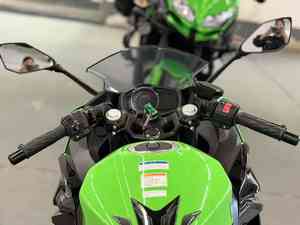 Motocicletas Deportivas Estilo Kawasaki Ninja 400, 4 Tiempos, Gasolina, Cilindrada 200-400CC, Velocidad Máxima 180km/h - Product Image 4