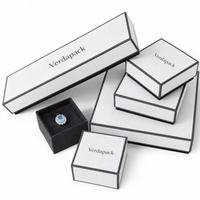 Boîte à bijoux rigide avec couvercle et base personnalisés, boîte cadeau rigide blanche avec insert en velours noir pour bague, collier, bracelet