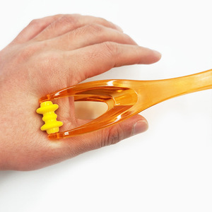 Street vendor source: Finger and palm massager, <b>roller</b> finger and palm massager, plastic knuckle massage clip. - Product Image 2