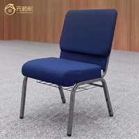 Chaise de salle de réception moderne empilable en fer rouge avec porte-livre, nouvelle conception, pour banquet, restaurant, hôtel