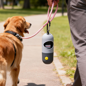 ไฟฉาย LED พร้อมที่เก็บถุงเก็บอุจจาระสุนัขแบบพกพา พร้อมคลิปคาราไบเนอร์ สำหรับเดินกลางคืนและกิจกรรมกลางแจ้ง - Product Image 3