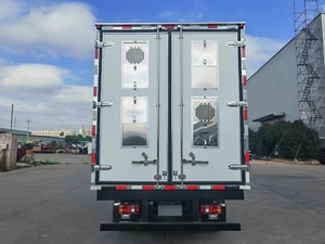 <span class=keywords><strong>Camion</strong></span> de réfrigérateur durable de haute qualité de HOWO 4.2m pour des légumes et des fruits - Product Image 5