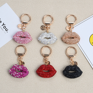Wholesale Shiny Rhinestone Keychain Luxury Bling Zinc Alloy Lips Shape Bag Charm Keyrings <strong>Key</strong> <strong>Ring</strong> for Handbag Backpack <strong>Car</strong> <strong>Key</strong> - Product Image 1