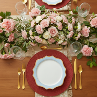 Assiettes à dîner élégantes en céramique bleue avec bordure dorée festonnée - Vaisselle de luxe pour mariage, banquet nuptial, décoration de table pour événements
