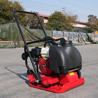 Compacteur à plaques manuel de 85 kg avec 2 tonnes de force d'excitation, utilisation flexible, moteur à essence Honda