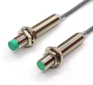 Equipo de <span class=keywords><strong>sensor</strong></span> de proximidad de la serie M12 de alta calidad, interruptor inductivo de 3 cables de CC de 4mm con cable, 2 unidades - Product Image 4