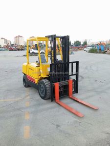 Montacargas Eléctrico de Contrapeso de 3.5 Toneladas de Alta Calidad con Motor Diésel de Marca Reconocida para la Industria Minorista - Product Image 2