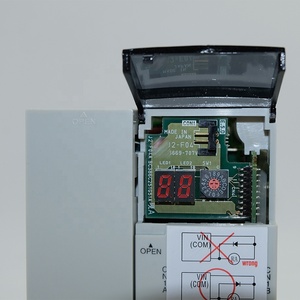 ชุดขับเคลื่อน AC คุณภาพดี MR-J2S-350B 3.5kW ระบบขับเคลื่อน แอมพลิฟายเออร์ควบคุมการเคลื่อนที่อุตสาหกรรม - Product Image 2