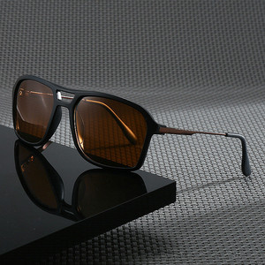 Gafas de Sol Deportivas Polarizadas con Lentes TAC, Logotipo Personalizado, Moda 2025, para Hombre y Mujer, Protección UV400, Montura Completa de Aleación, Duraderas, con Doble Puente, Cuadradas - Product Image 1