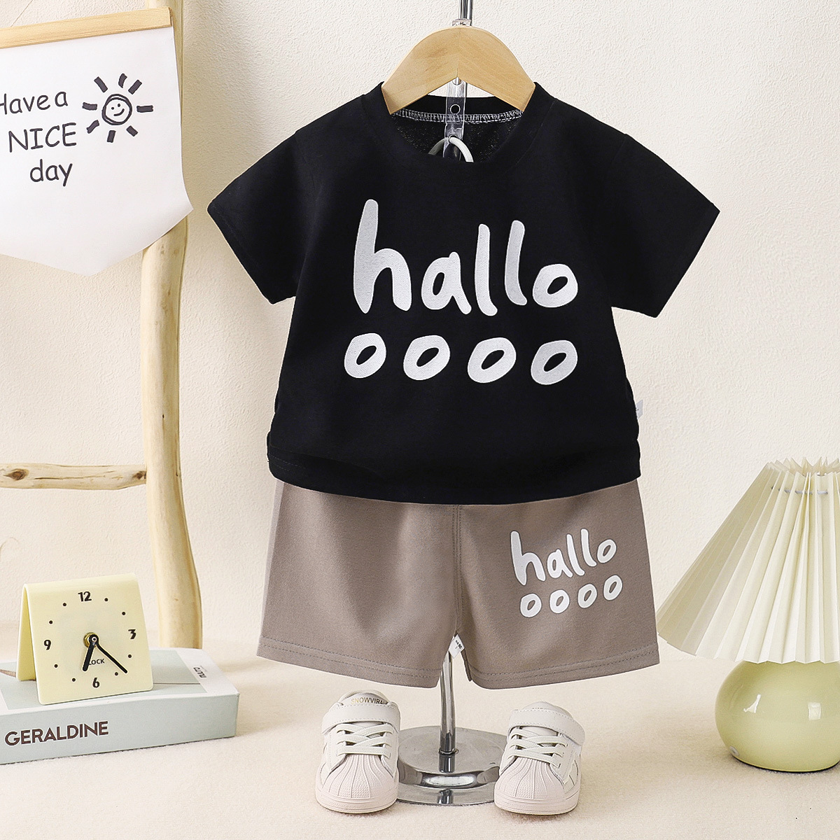 Short set/black hello