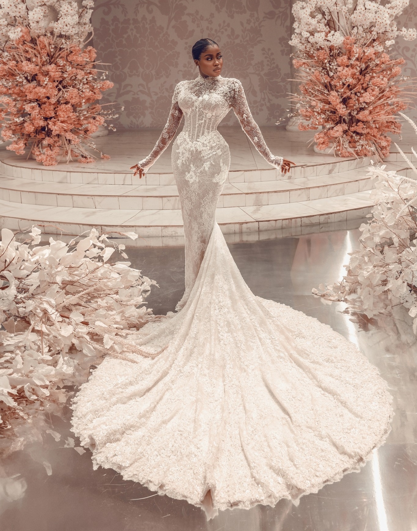 wedding dress mermaid lace long sleeve Collins with V-neck & Open Back 30 Occasion 2023 Long Sleeves Elegant Lace
