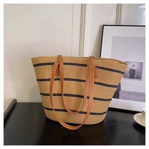 High Quality Tote Bag Straw Beach Bag Crochet Bags Handmade <strong>Luxury</strong> Handbags for Women - Product Image 3