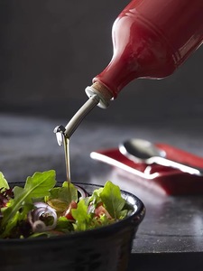 OEM ODM Ensemble de bouteilles de sauce soja en céramique Bouteille de distributeur d'<span class=keywords><strong>huile</strong></span> d'olive classique décorative de <span class=keywords><strong>raisin</strong></span> personnalisée Bouteille de vinaigre en céramique <span class=keywords><strong>Cuisine</strong></span> - Product Image 5