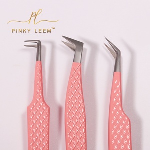 แหนบติดขนตาปลายแหลม 75 องศา ยี่ห้อ Private Logo สีทองพลาสมา แหนบต่อขนตาปลายไฟเบอร์ - Product Image 2