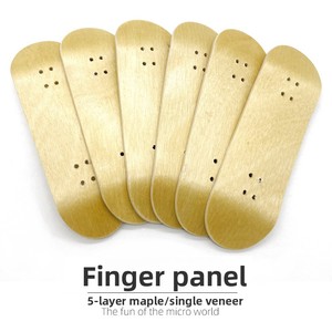 <span class=keywords><strong>Mini</strong></span> diapasón personalizado Fidget Toys para jugadores más jóvenes Pro antideslizante <span class=keywords><strong>Tech</strong></span> <span class=keywords><strong>Deck</strong></span> Skateboard hecho de madera de arce - Product Image 2