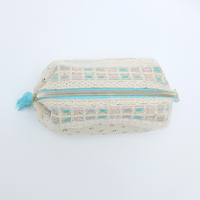 Pochette de maquillage en dentelle florale, petite trousse de toilette matelassée en velours côtelé, douce et moelleuse, réutilisable, organiseur de trousse de toilette, sacs de lavage
