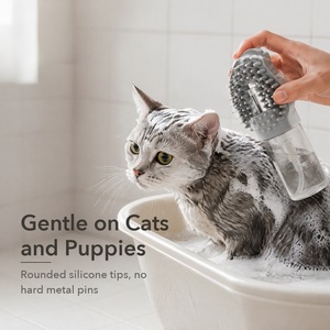 Brosse de bain pour chien avec distributeur de shampoing intégré, brosse de massage en silicone pour le bain des animaux, toilettage des chats, utilisation en salle de bain intérieure - Product Image 1