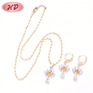 Vente en gros de parures de bijoux pour femmes/unisexe en or plaqué 18 carats avec zircon, nouvelle mode 2017, pour mariage, fiançailles, fête - Product Image 2