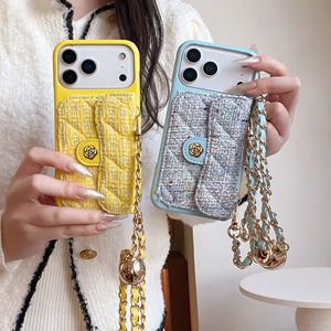Chaîne à billes dorée parfumée pour coque de téléphone 13, bandoulière en cuir pour <span class=keywords><strong>iPhone</strong></span> 14, 17 Pro Max, pour femme, compatible 16 Pro, motif camélia - Product Image 1