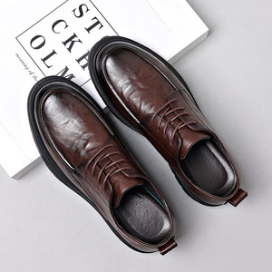 รองเท้าหนังผู้ชายสีดำ หัวมน แบบผูกเชือก เพิ่มความสูง 6 ซม. สำหรับใส่ทำงานหรือลำลอง - Product Image 4